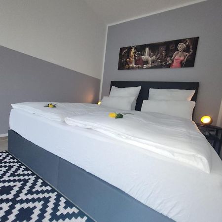 Ferienwohnung Holzland Bad Klosterlausnitz Bagian luar foto